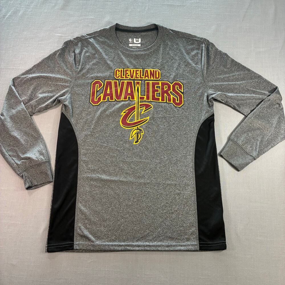 Cleveland Cavaliers Long Sleeve Performance Shirt Mens Medium NBA Gray